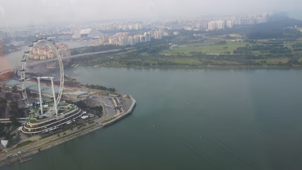 Singapore flyer